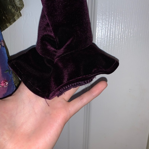 Plum purple dress with embroidered flowers - Picture 8 of 11